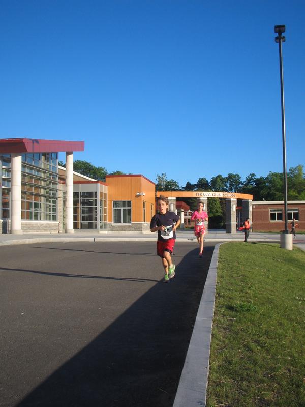 Elizabeth and Xander on the run