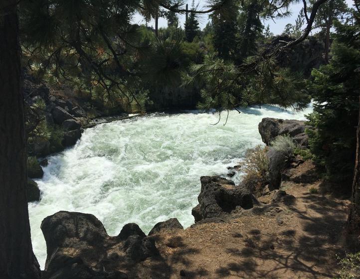Main image for Deschutes River Trail & Green Lakes