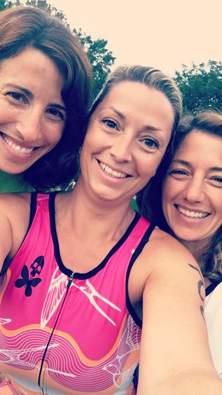 Pre-race selfie with Lynn & Catherine Pre-race selfie with Lynn & Catherine